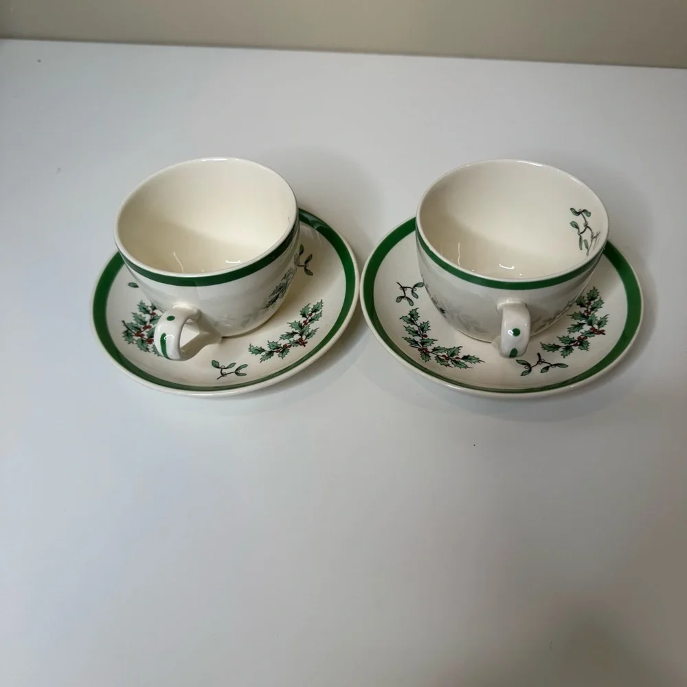 2 Spode Christmas Tree Tea Cup and Saucer Made in England